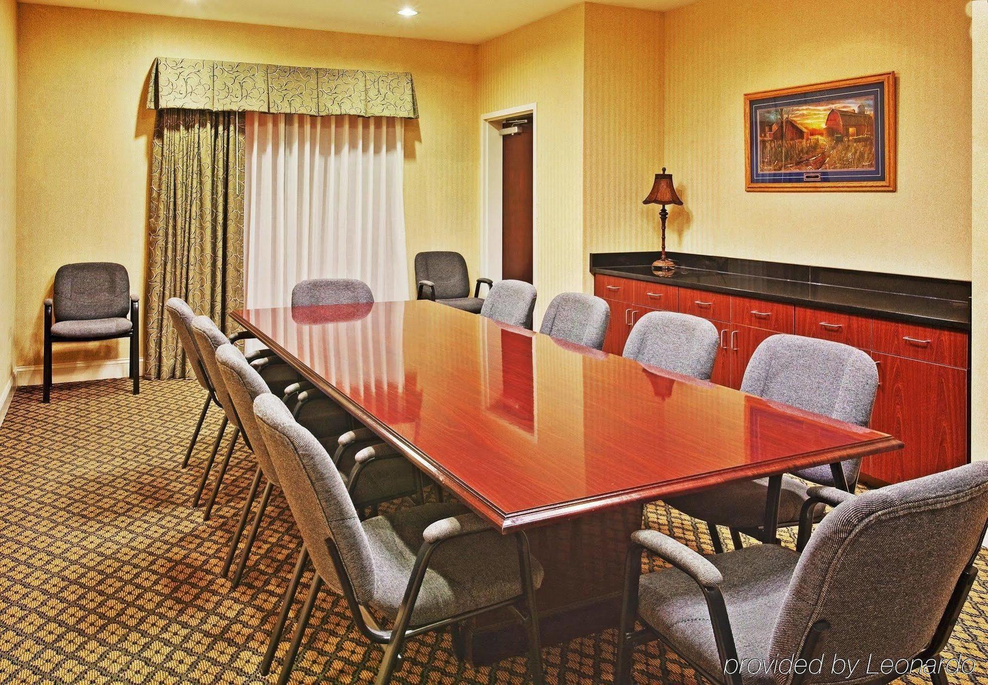 Holiday Inn Express & Suites Dyersburg By Ihg Einrichtungen foto